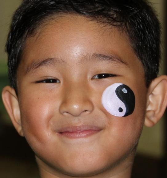 Face painting design example